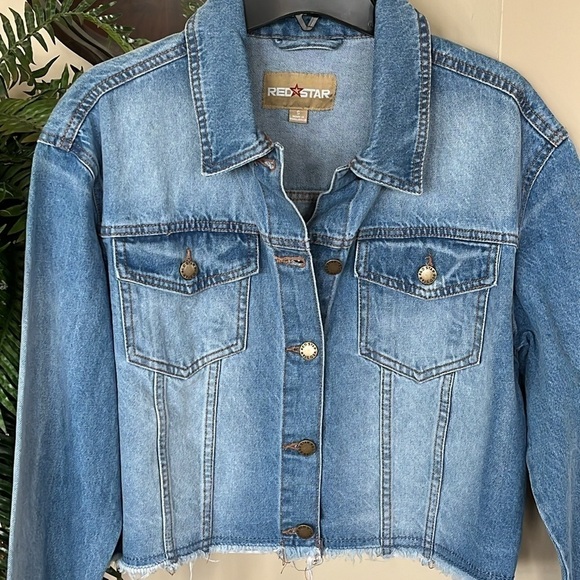 NWOT Red Star Button Up Jean Jacket Cotton Denim Faded Blue Cropped Frayed - Picture 5 of 10